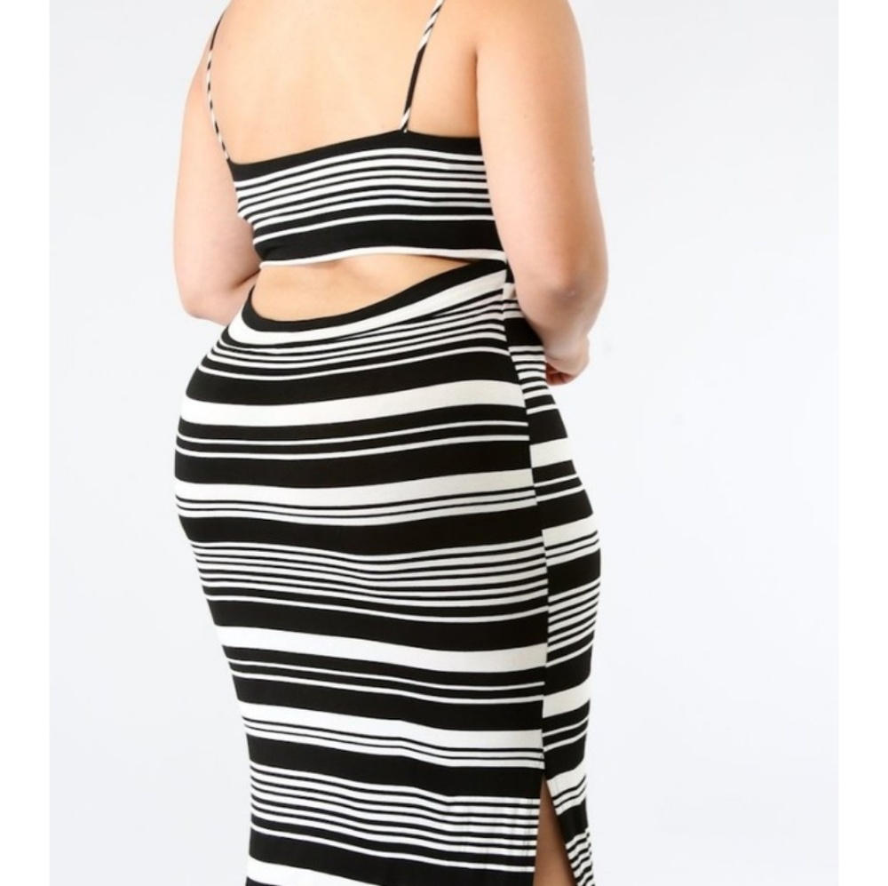Dress - Picture 2 of 5
